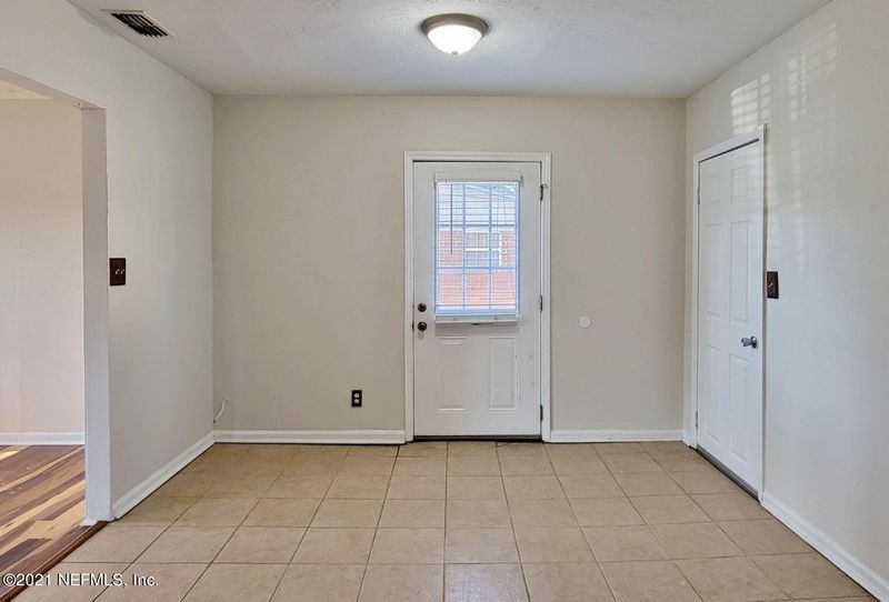 3914 Dalry Dr, Jacksonville, FL 32246
