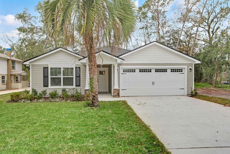 3916 Hunter Ter, Jacksonville, FL 32207