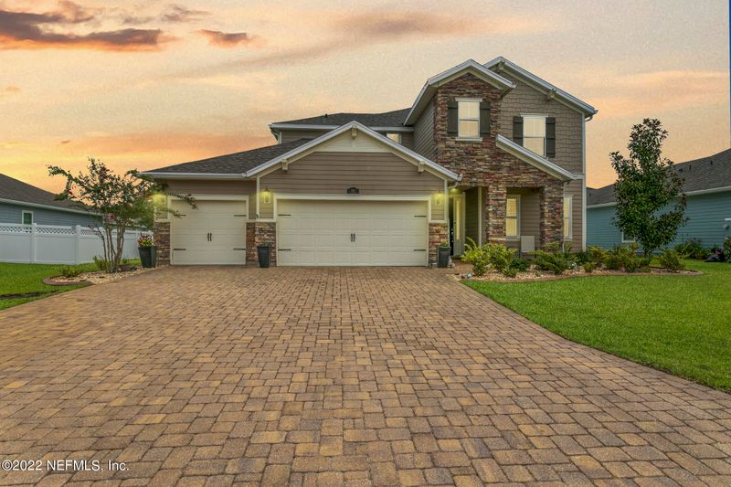 392 Grant Logan Dr, St Johns, FL 32259