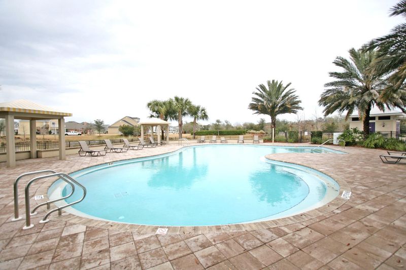 392 High Tide Dr, St Augustine, FL 32080