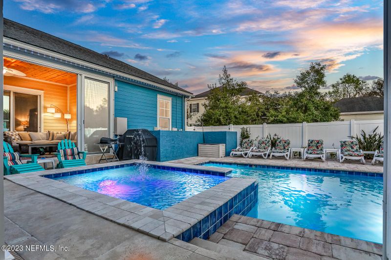 392 Kendall Crossing Dr, St Johns, FL 32259