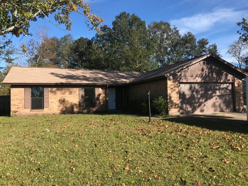 3923 Bramble Rd, Jacksonville, FL 32210
