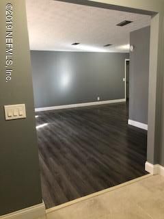 3929 Bessent Rd, Jacksonville, FL 32218