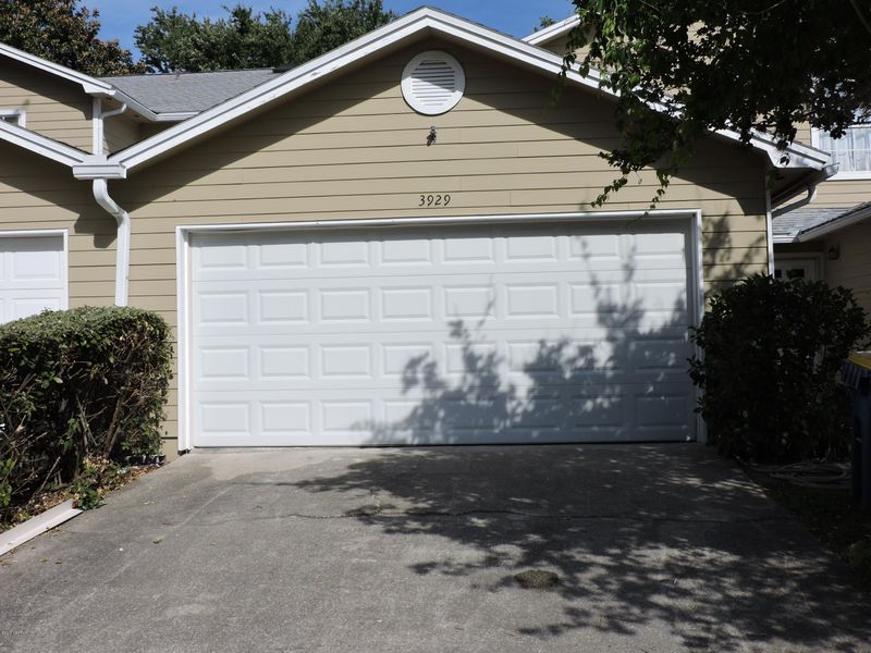 3929 Meadowview Dr N, Jacksonville, FL 32225