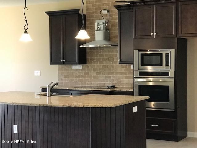 3930 Hammock Bluff Cir, Jacksonville, FL 32226