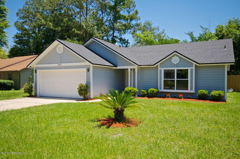 3931 Distant Moon Ct, Jacksonville, FL 32210