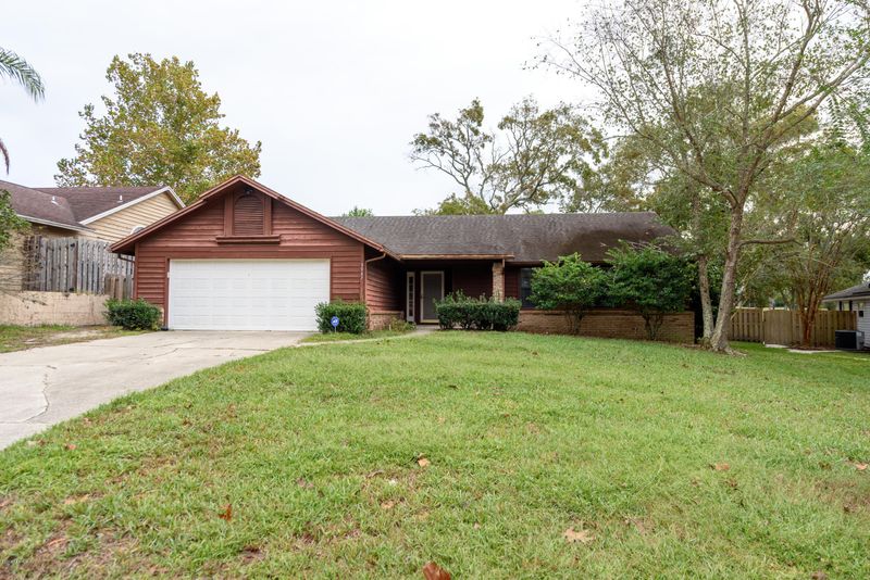 3947 E Arbor Bluff Ln, Jacksonville, FL 32225