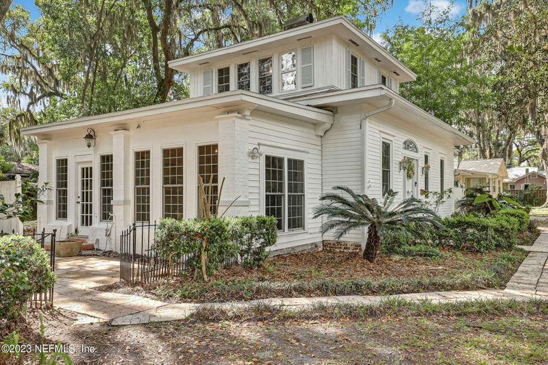 3947 Mcgirts Blvd, Jacksonville, FL 32210