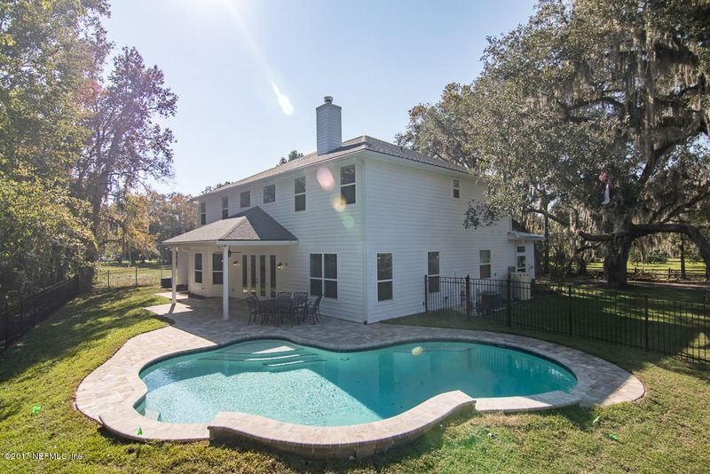 395 River Edge Ln, St Johns, FL 32259