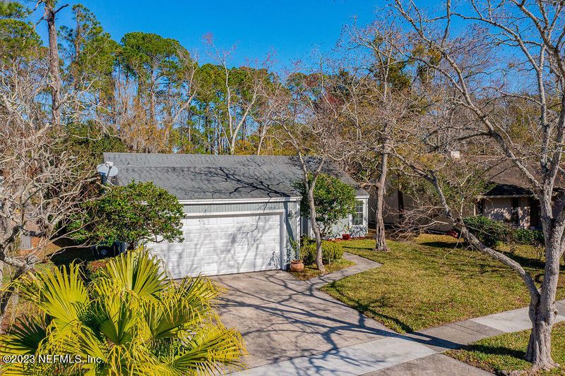3955 Pine Breeze Rd S, Jacksonville, FL 32257