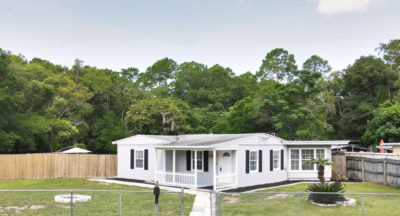 3956 Peach Dr, Jacksonville, FL 32246