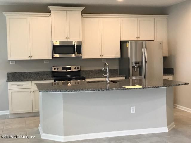 3960 Hammock Bluff Cir, Jacksonville, FL 32226