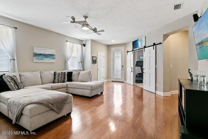 3960 Marsh Bluff Dr, Jacksonville, FL 32226