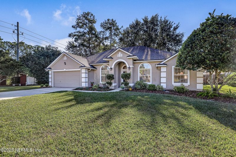 397 Maplewood Dr, St Johns, FL 32259
