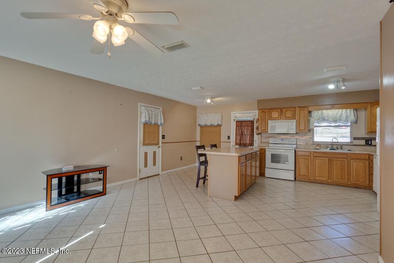 397 SE 42nd St, Keystone Heights, FL 32656