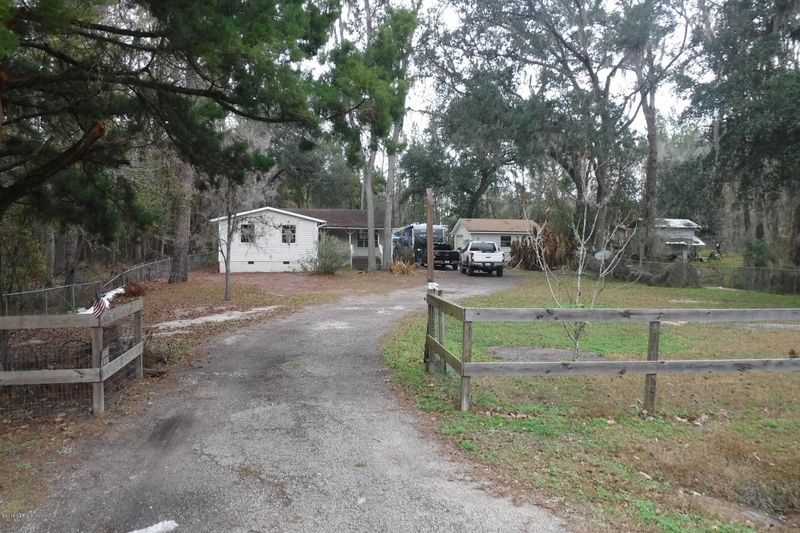 3972 Lazy Acres Rd, Middleburg, FL 32068