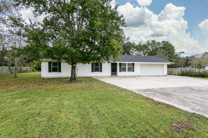 3978 Country Meadows Dr, Middleburg, FL 32068
