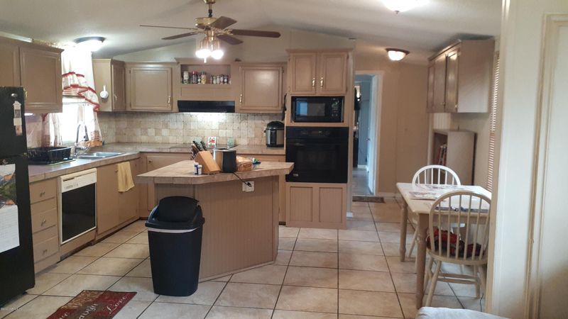 3999 Melissas Ln, Middleburg, FL 32068