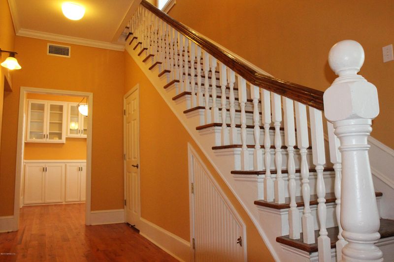 40 3rd St W, Jacksonville, FL 32206