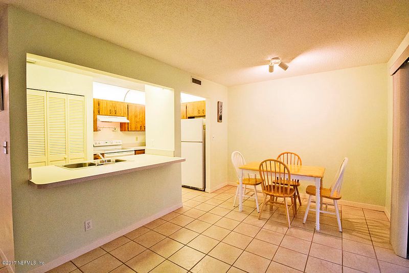 40 Catalonia Ct, St Augustine, FL 32086