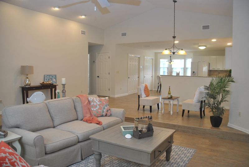 40 Jackson Ave, Ponte Vedra Beach, FL 32082