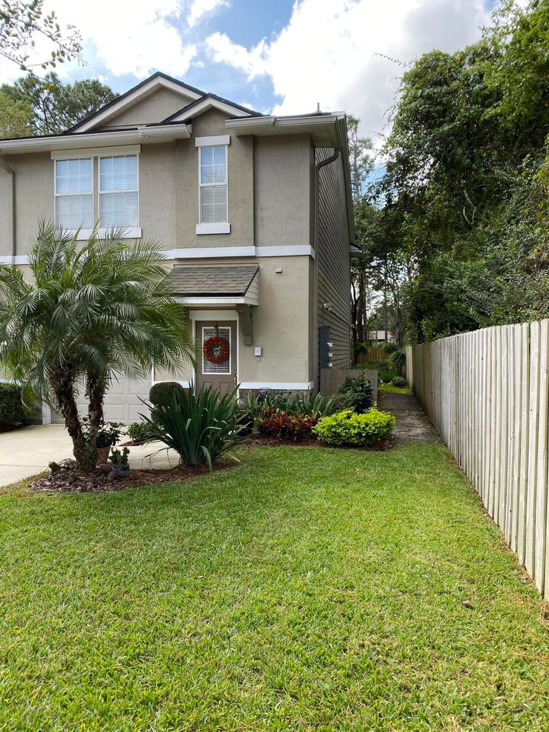 4000 Augustine Green Ct, Jacksonville, FL 32257