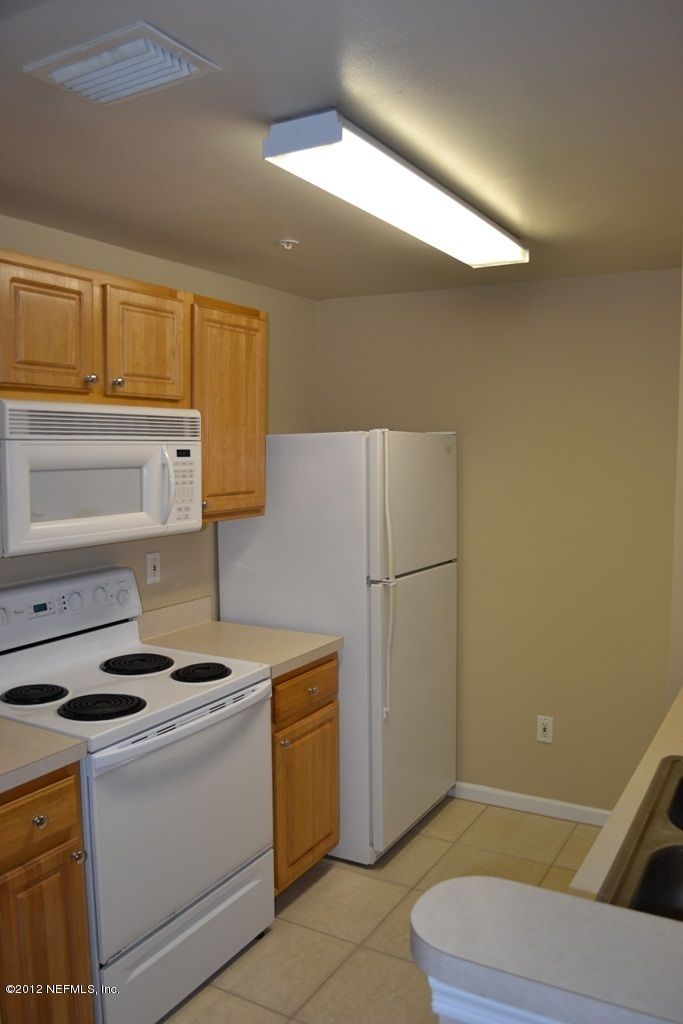 4000 Grande Vista Blvd #202, St Augustine, FL 32084