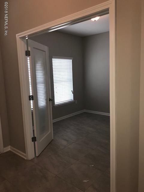 4008 Hammock Bluff Cir, Jacksonville, FL 32226