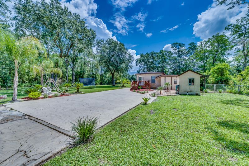4012 Jones Rd, Jacksonville, FL 32220