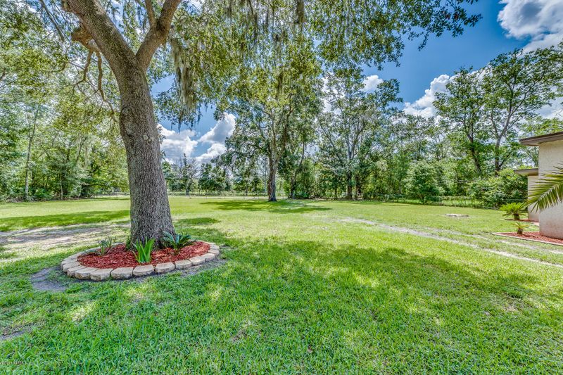 4012 Jones Rd, Jacksonville, FL 32220
