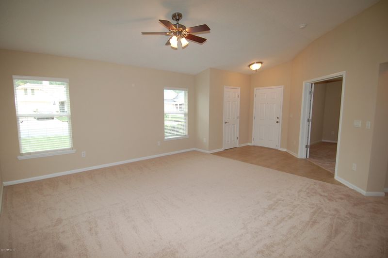 4015 Cedar Bluff Ln, Jacksonville, FL 32226