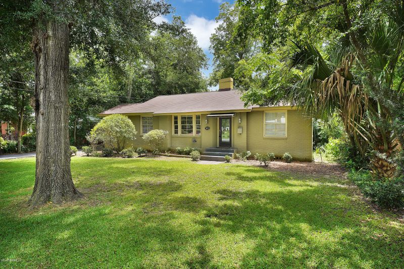 4015 Gadsden Rd, Jacksonville, FL 32207
