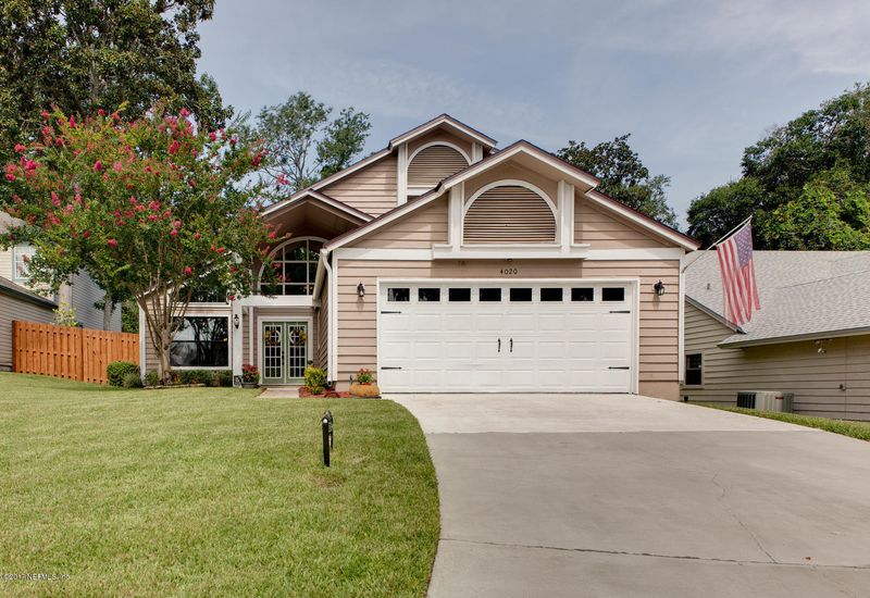 4020 Arbor Lake Dr W, Jacksonville, FL 32225