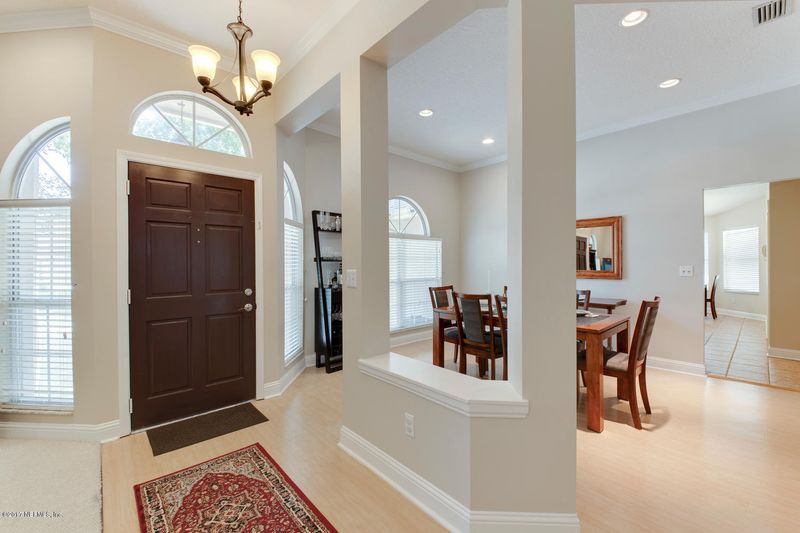 4020 Richmond Park Dr E, Jacksonville, FL 32224