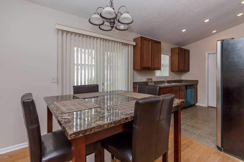 4023 Alfred Mill Ave, Jacksonville, FL 32208