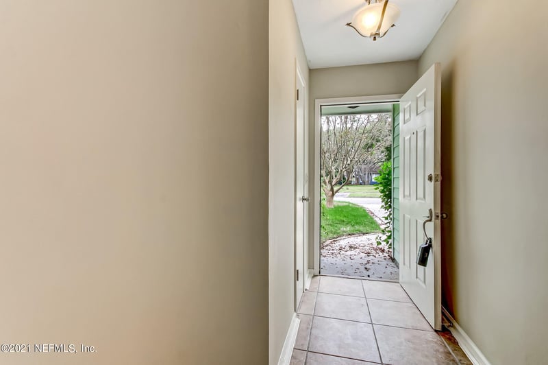 4025 Demery Dr W, Jacksonville, FL 32250