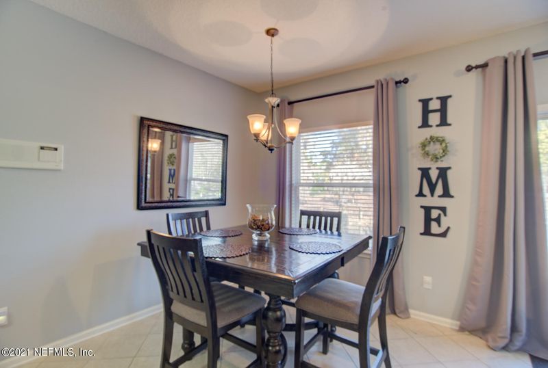 4027 Augustine Green Ct, Jacksonville, FL 32257