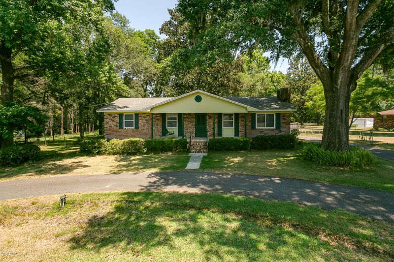 4027 E Co Rd 16a, Green Cove Springs, FL 32043