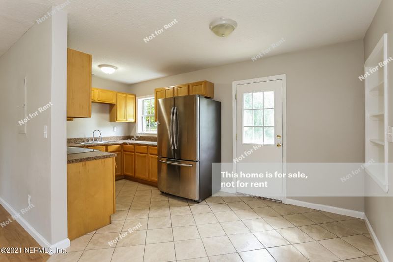 4028 Loys Dr, Jacksonville, FL 32246
