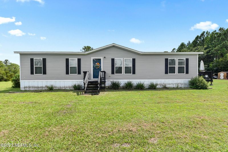 4028 Starratt Rd, Jacksonville, FL 32226