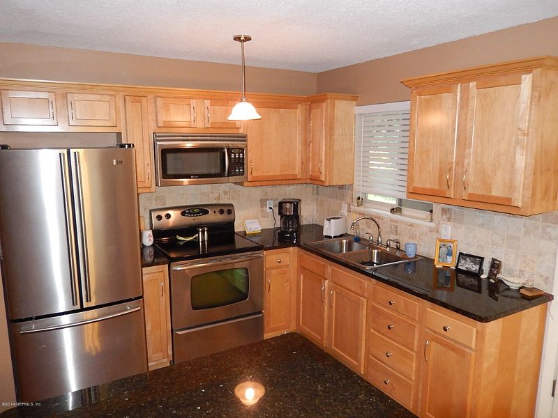 403 Melrose Ave, Green Cove Springs, FL 32043