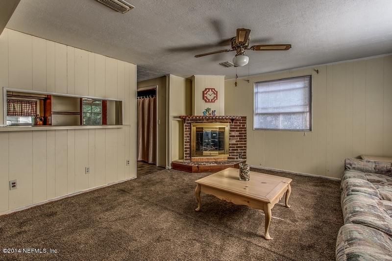 403 S 16th St, Fernandina Beach, FL 32034
