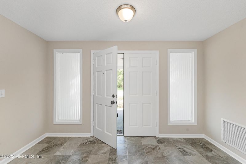 4035 Schirra Dr, Jacksonville, FL 32277