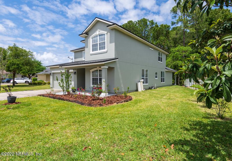 404 Candlebark Dr, Jacksonville, FL 32225