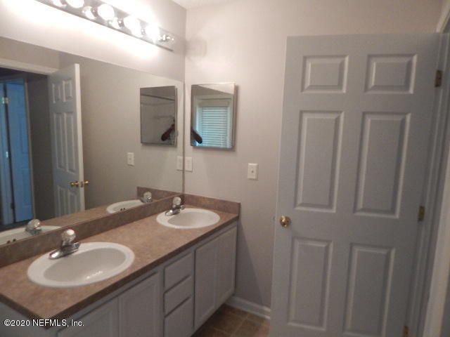 4044 Edgeland Trl, Middleburg, FL 32068