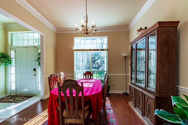 4049 Clearwater Oaks Dr, Jacksonville, FL 32223