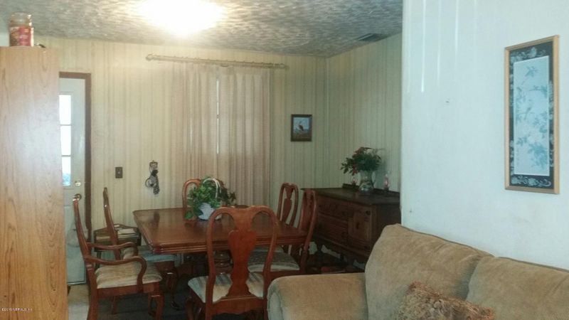 405 S 16th St, Fernandina Beach, FL 32034