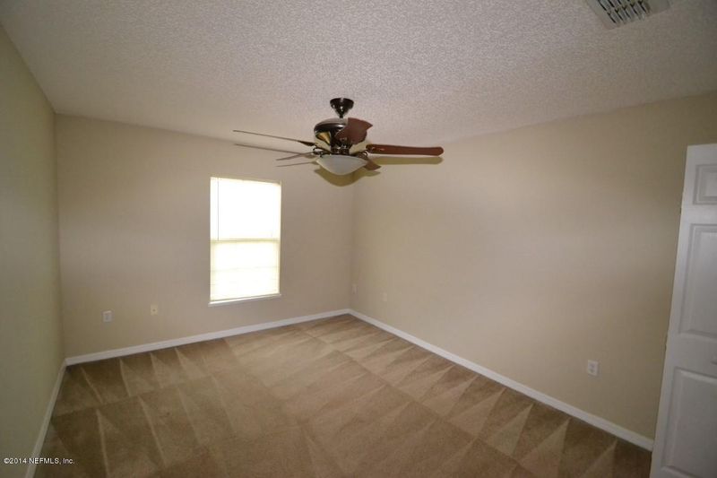 4051 Half Moon Cir, Middleburg, FL 32068