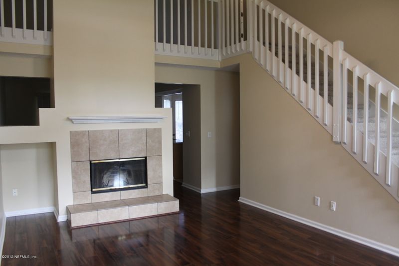 4052 High Pine Rd, Jacksonville, FL 32225