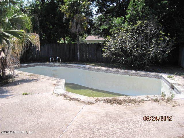 4054 Skycrest Dr, Jacksonville, FL 32246